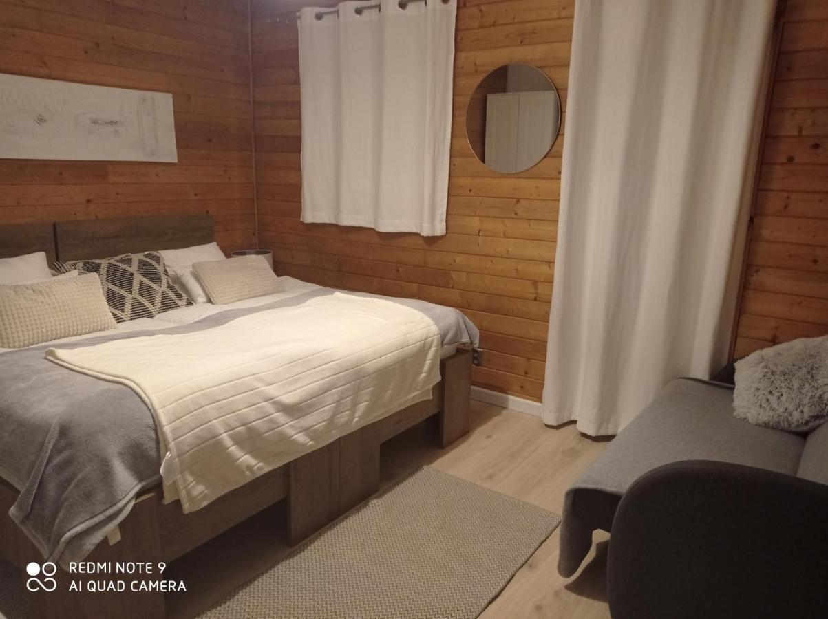 Basiowka Nad Jeziorem Boszkowo Exterior foto